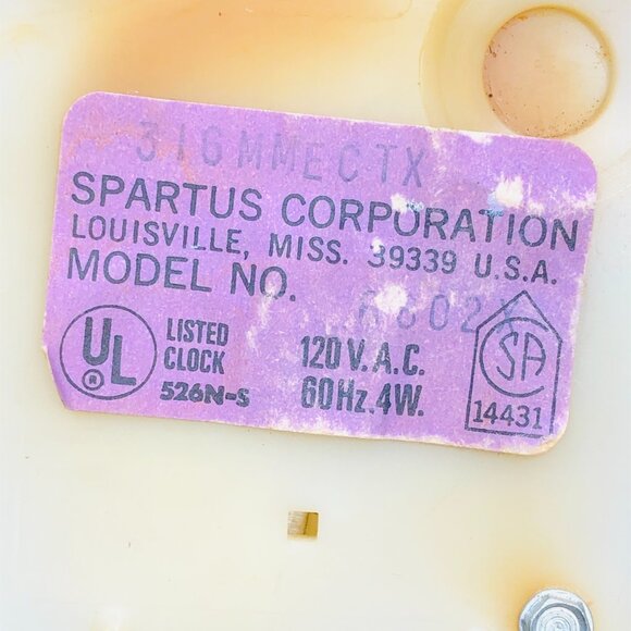 Vintage 70s SPARTUS USA Plastic Faux Wood Rolling Pin Plug In Wall Clock Rustic - Picture 7 of 14